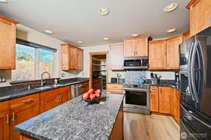 10763 Armada Ave NW, Silverdale, WA 98383 - Photo 14