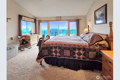 1028 Circle Drive, Camano Island, WA 98282 - Photo 8