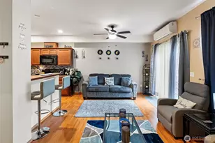 209 NE Miramar Cir, Bremerton, WA 98311 - Photo 6