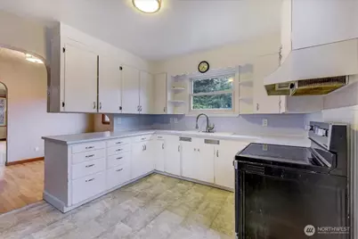 15214 149th Avenue SE, Renton, WA 98058 - Photo 8