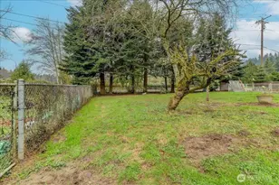 15214 149th Ave SE, Renton, WA 98058 - Photo 4