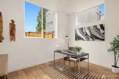 13546 39th Avenue NE, Seattle, WA 98125 - Photo 4