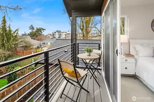 8823 Ashworth Ave N, Seattle, WA 98103 - Photo 12