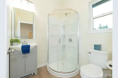 1703 Harrison Avenue SE, Port Orchard, WA 98366 - Photo 16