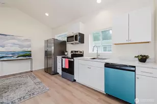 1703 Harrison Ave SE, Port Orchard, WA 98366 - Photo 10