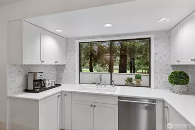 21845 NE 30th Place, Sammamish, WA 98074 - Photo 12