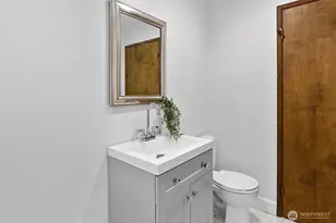 21845 NE 30th Pl, Sammamish, WA 98074 - Photo 22