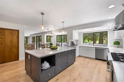 21845 NE 30th Place, Sammamish, WA 98074 - Photo 12