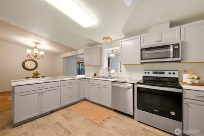 3025 E Smith Road, Bellingham, WA 98226 - Photo 10