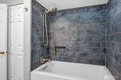 9901 59th Avenue Ct E, Puyallup, WA 98373 - Photo 16