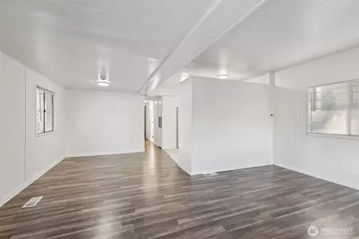 18501 52nd Avenue W #76, Lynnwood, WA 98037 - Photo 2