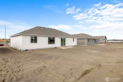 221 Lessor Loop, Moses Lake, WA 98837 - Photo 24
