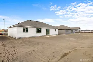 221 Lessor Loop, Moses Lake, WA 98837 - Photo 24