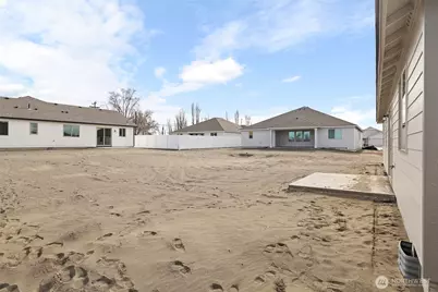 215 Lessor Loop, Moses Lake, WA 98837 - Photo 22