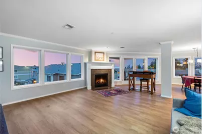 658 Glen Street #302, Edmonds, WA 98020 - Photo 6