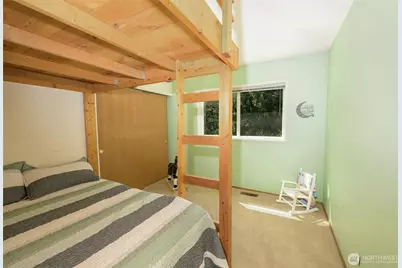 6494 Windward Place NW, Bremerton, WA 98312 - Photo 32