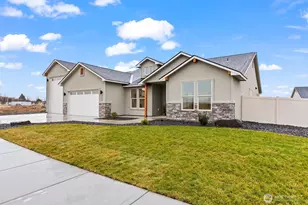 300 E Ian Ave, Ellensburg, WA 98926 - Photo 2