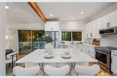 201 165th Avenue NE, Bellevue, WA 98008 - Photo 6