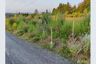 8017 64th Street SE, Snohomish, WA 98290 - Photo 32
