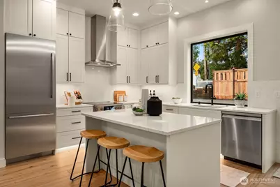 10805 NE 60th Street, Kirkland, WA 98033 - Photo 14