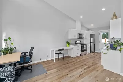 944 Wawona Avenue #B, Ocean Shores, WA 98569 - Photo 2