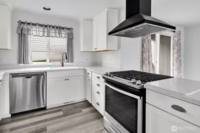 1502 Burrows Court, Anacortes, WA 98221 - Photo 8