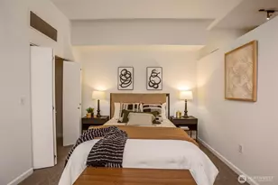 17 W Mercer St, Seattle, WA 98119 - Photo 16