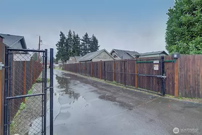 803 3rd Avenue NW, Puyallup, WA 98371 - Photo 36