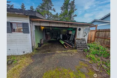 328 Ensign Avenue NW, Ocean Shores, WA 98569 - Photo 8