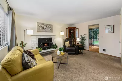 5723 208th Street SW, Lynnwood, WA 98036 - Photo 4