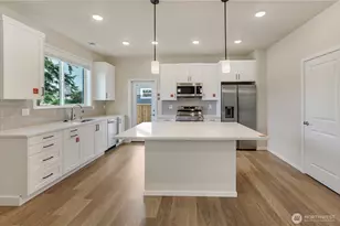 3718 183rd Street Ct E, Tacoma, WA 98446 - Photo 10