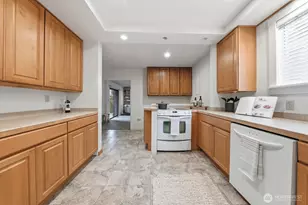 6519 17th Ave NW, Seattle, WA 98117 - Photo 12