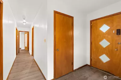 404 Eleventh Street, Raymond, WA 98577 - Photo 12