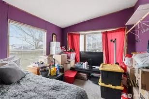 298 Holly Dr, Enumclaw, WA 98022 - Photo 16