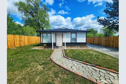 3021 W Peninsula, Moses Lake, WA 98837 - Photo 1