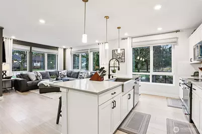 14598 Westminster Way N #102, Shoreline, WA 98133 - Photo 10