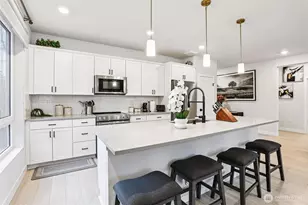 14598 Westminster Way N, Shoreline, WA 98133 - Photo 8