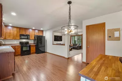 7809 87th Avenue NE, Marysville, WA 98270 - Photo 10