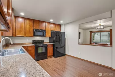 7809 87th Avenue NE, Marysville, WA 98270 - Photo 8