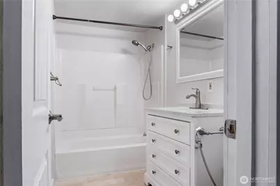 11025 Karshner Road E, Edgewood, WA 98372 - Photo 14