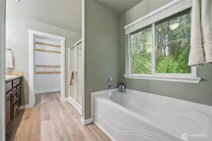 3662 Halsey Ln, Bremerton, WA 98310 - Photo 16