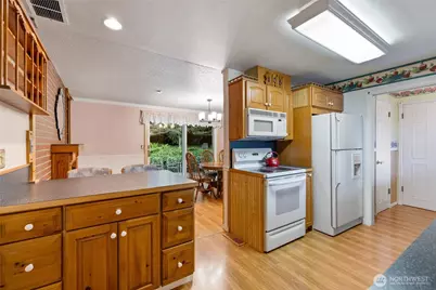 10916 Lundstrom Drive SW, Lakewood, WA 98498 - Photo 6