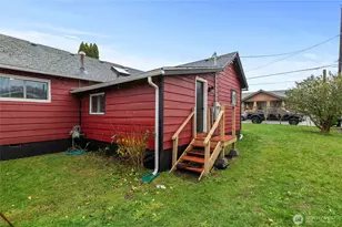 2013 8th St, Bremerton, WA 98337 - Photo 4