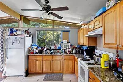 216 S 173rd Place, Burien, WA 98148 - Photo 6