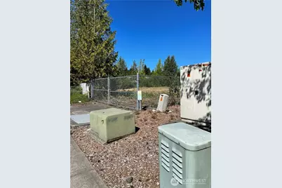 1726 Duvall Avenue NE, Renton, WA 98056 - Photo 12