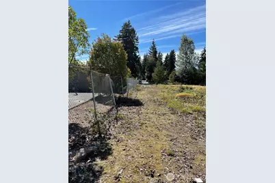 1726 Duvall Avenue NE, Renton, WA 98056 - Photo 8