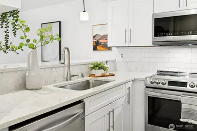 259 Shepard Way NW, Bainbridge Island, WA 98110 - Photo 10