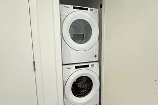 10232 NE 10th St, Bellevue, WA 98004 - Photo 6