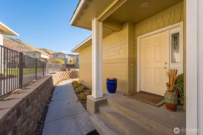 9246 NW Canyon Dr #C12, Quincy, WA 98848 - Photo 6