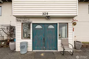 325 N Kansas Ave, East Wenatchee, WA 98802 - Photo 4